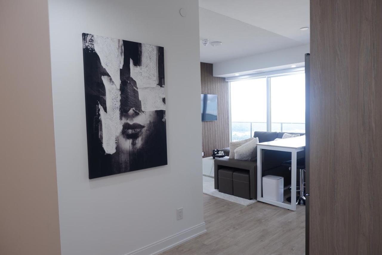 Modern Luxury Waterfront Condo Mississauga Extérieur photo